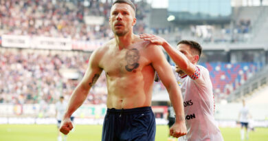 Lukas Podolski Więcej w „Sporcie”